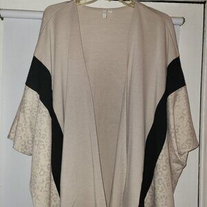 Cato Open Front Cardigan Beige w/Animal Print Size 18/20W